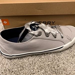 Sperry Ribbon Lace Vapor 8 Sneakers Grey